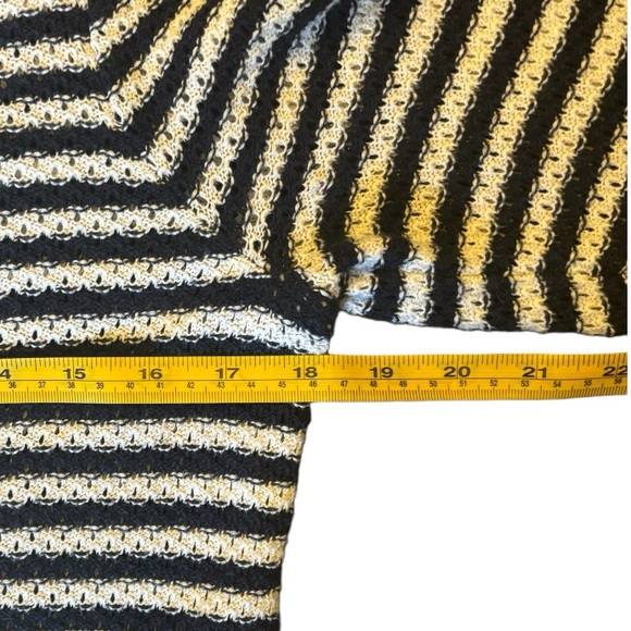 Quicksilver 3/4 Sleeve Stripes Sweater - Picture 6 of 10